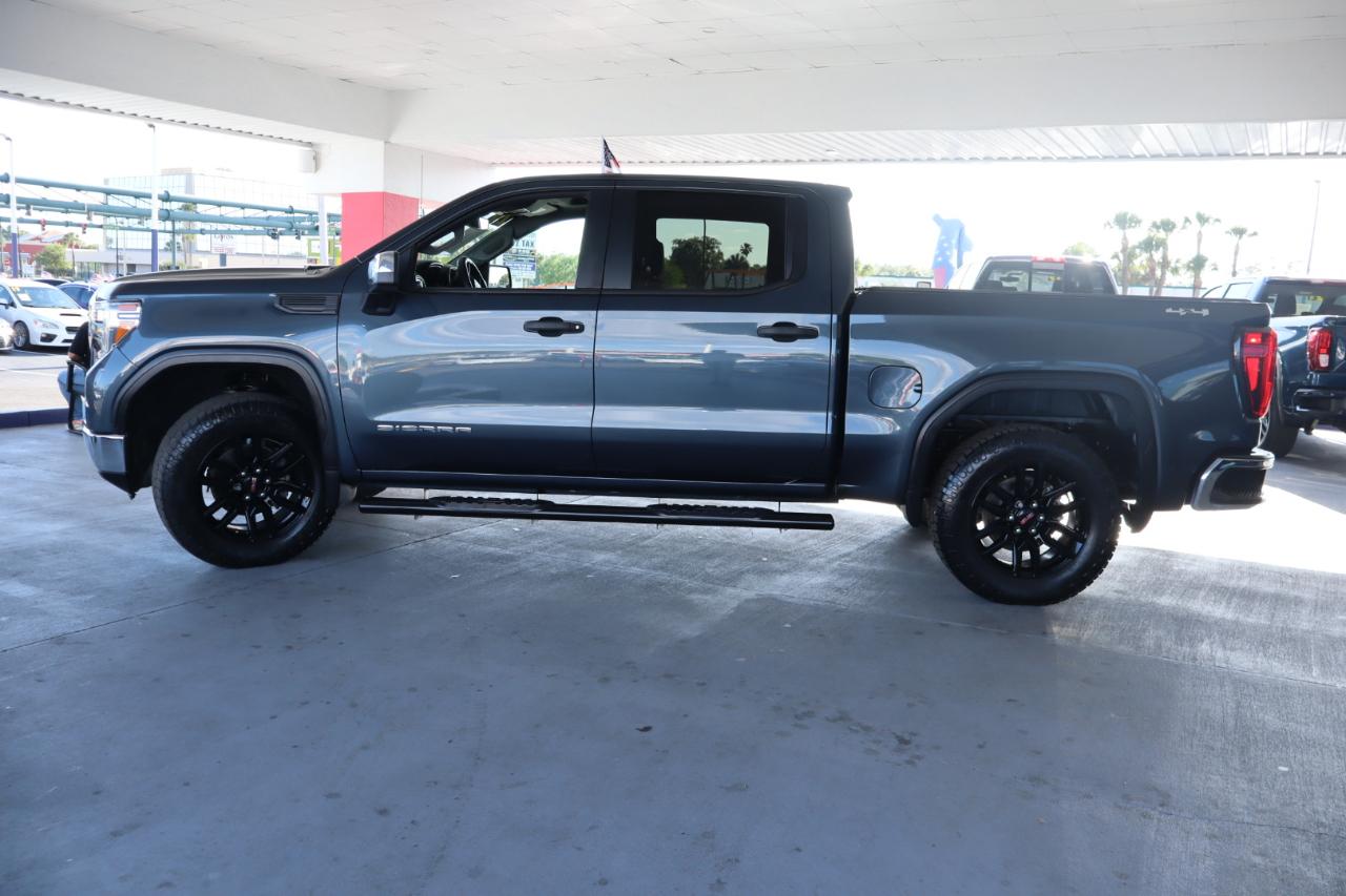 GMC Sierra 1500 4WD Crew Cab 147" 2020