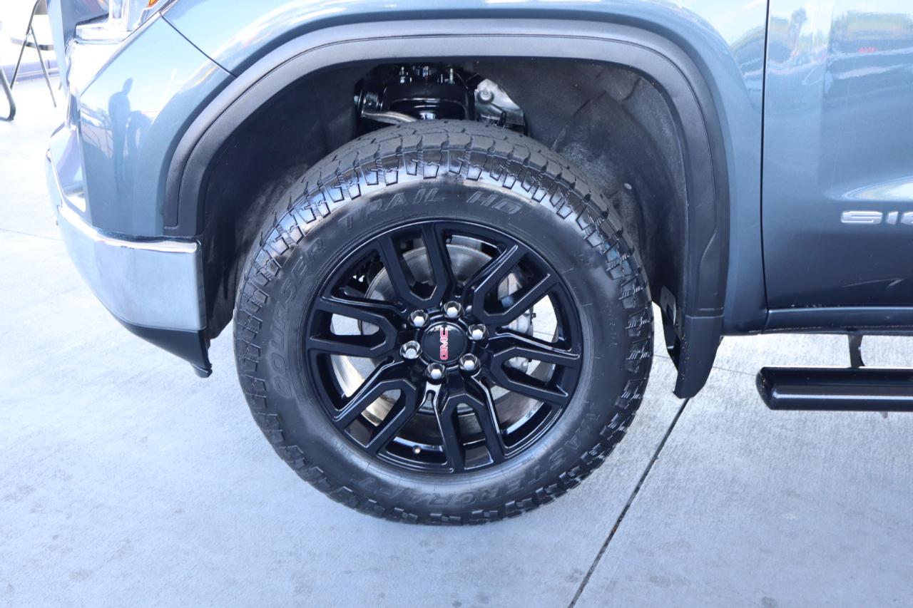 GMC Sierra 1500 4WD Crew Cab 147" 2020