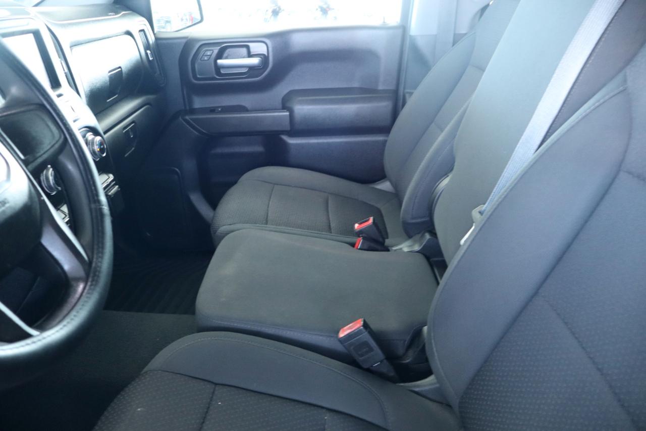 GMC Sierra 1500 4WD Crew Cab 147" 2020