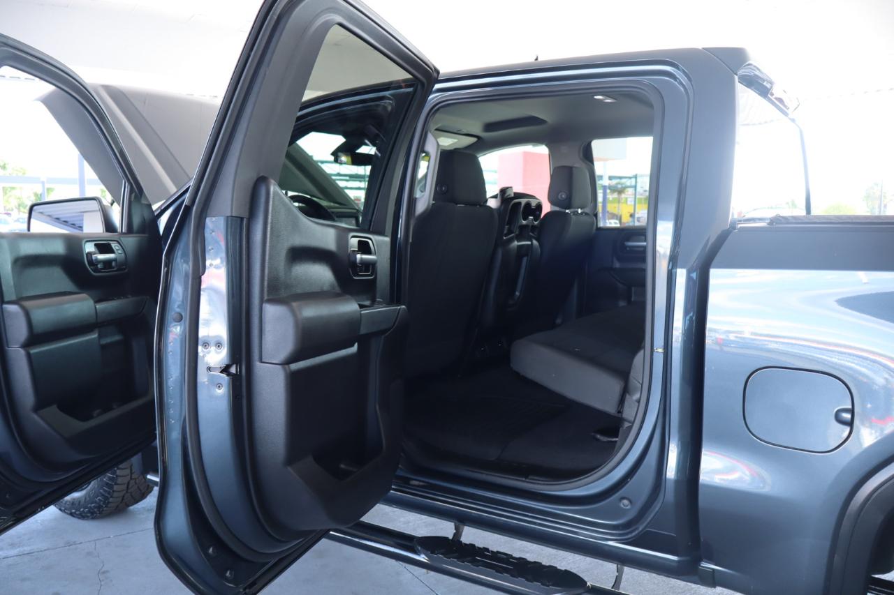 GMC Sierra 1500 4WD Crew Cab 147" 2020