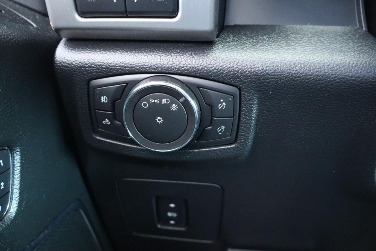 Ford F-150 4WD SuperCrew 145" King Ranch 2016