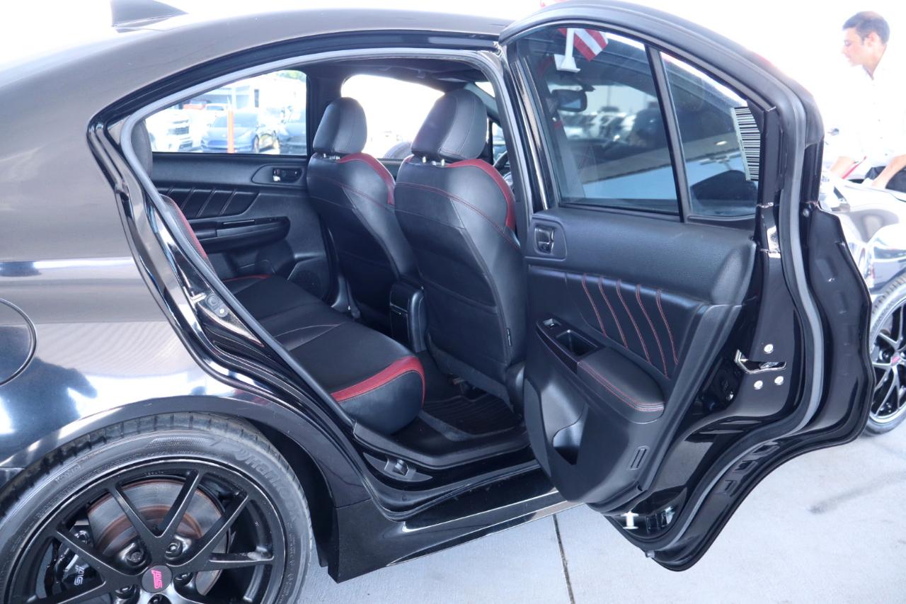 Subaru WRX STI 4dr Sdn Limited 2015