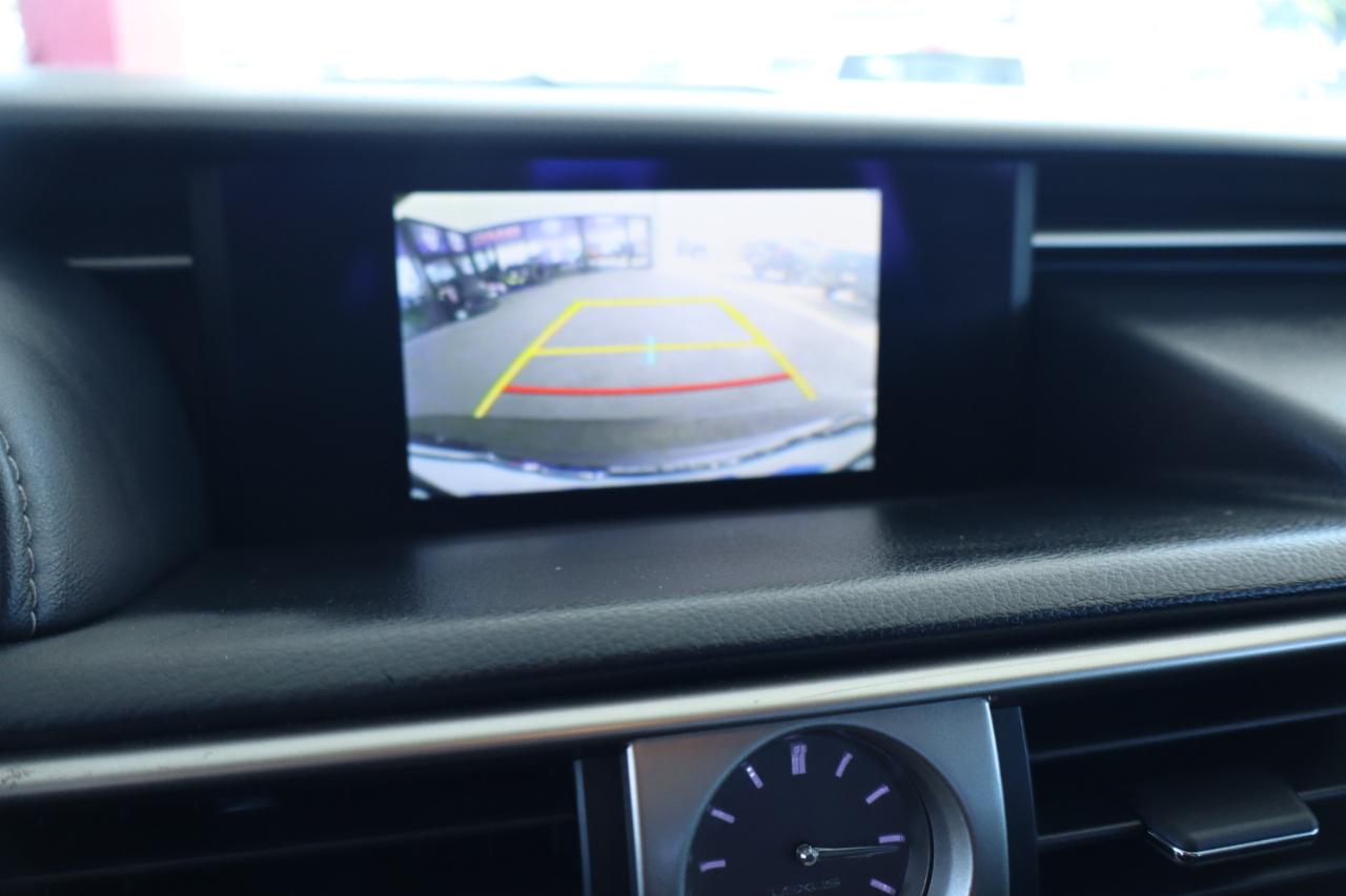 Lexus IS 200t 4dr Sdn 2016