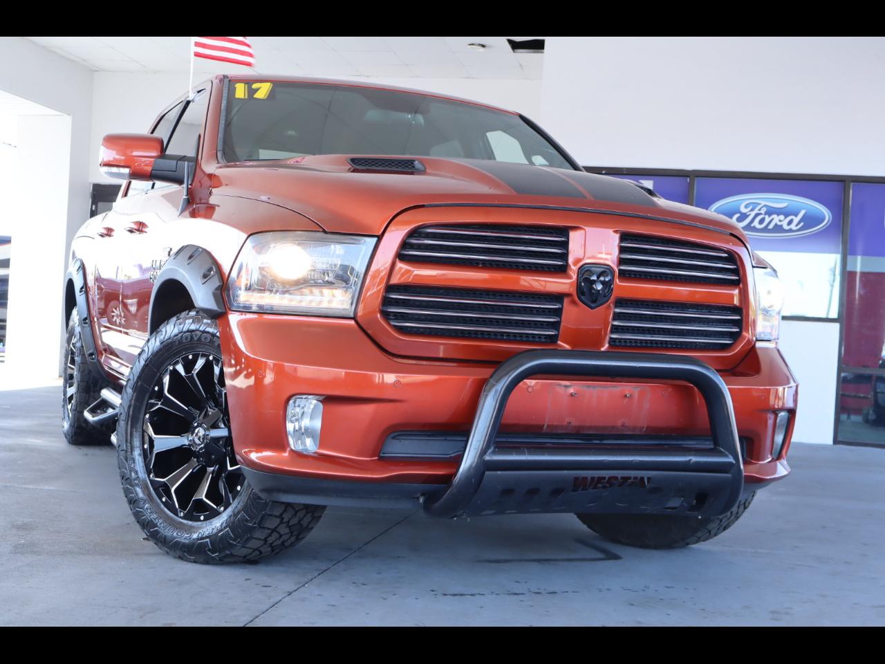 RAM 1500 Sport 4x4 Crew Cab 5'7" Box 2017
