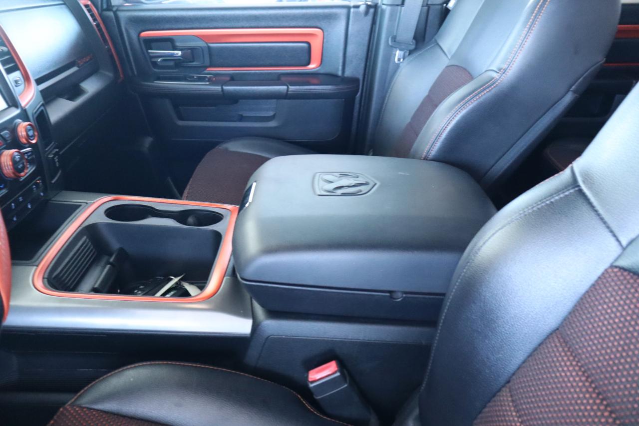 RAM 1500 Sport 4x4 Crew Cab 5'7" Box 2017