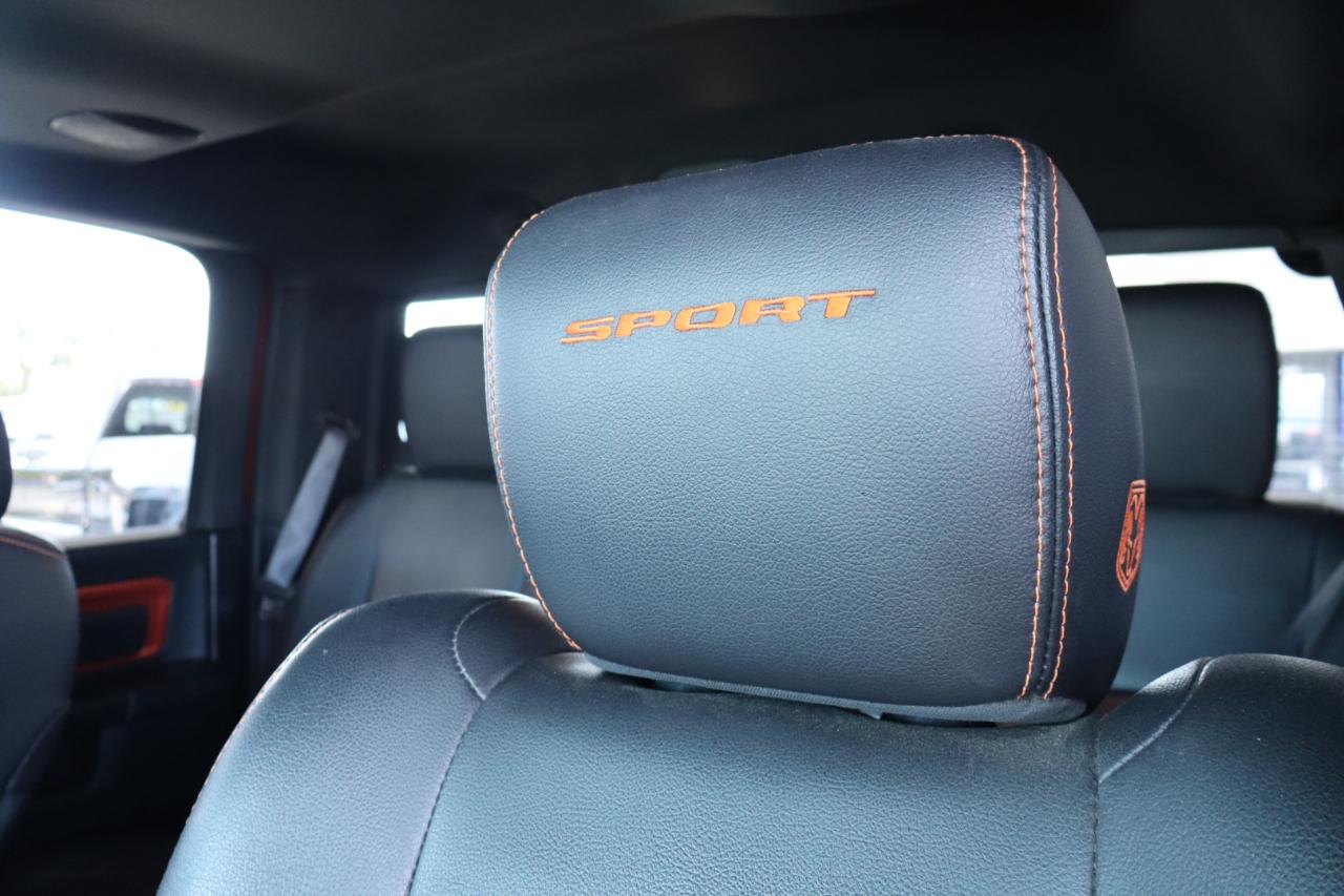 RAM 1500 Sport 4x4 Crew Cab 5'7" Box 2017