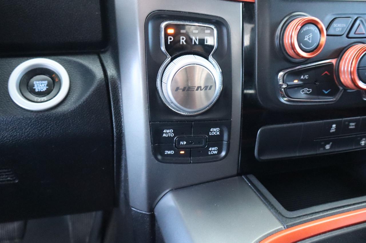 RAM 1500 Sport 4x4 Crew Cab 5'7" Box 2017