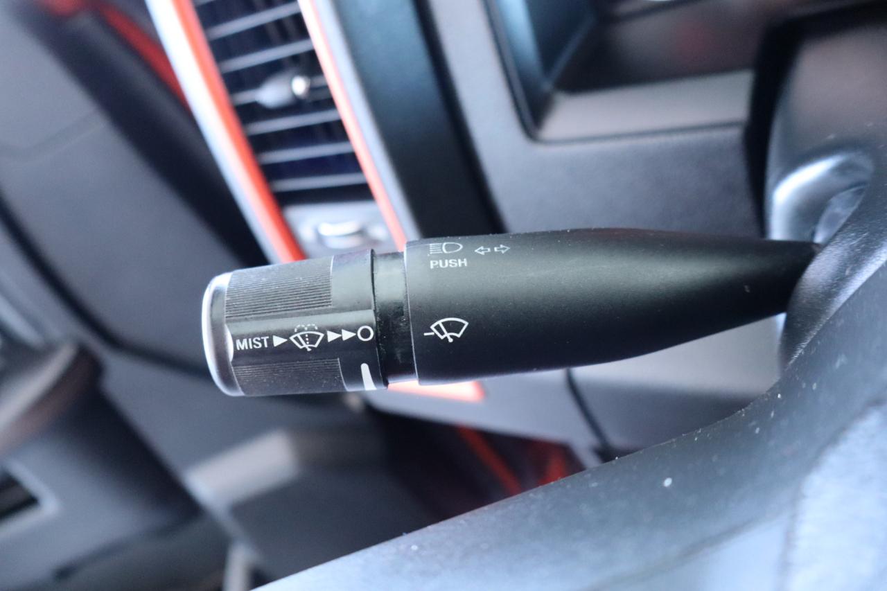 RAM 1500 Sport 4x4 Crew Cab 5'7" Box 2017