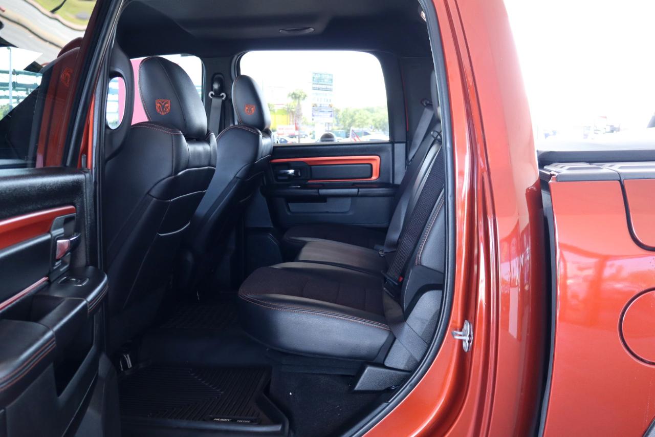 RAM 1500 Sport 4x4 Crew Cab 5'7" Box 2017