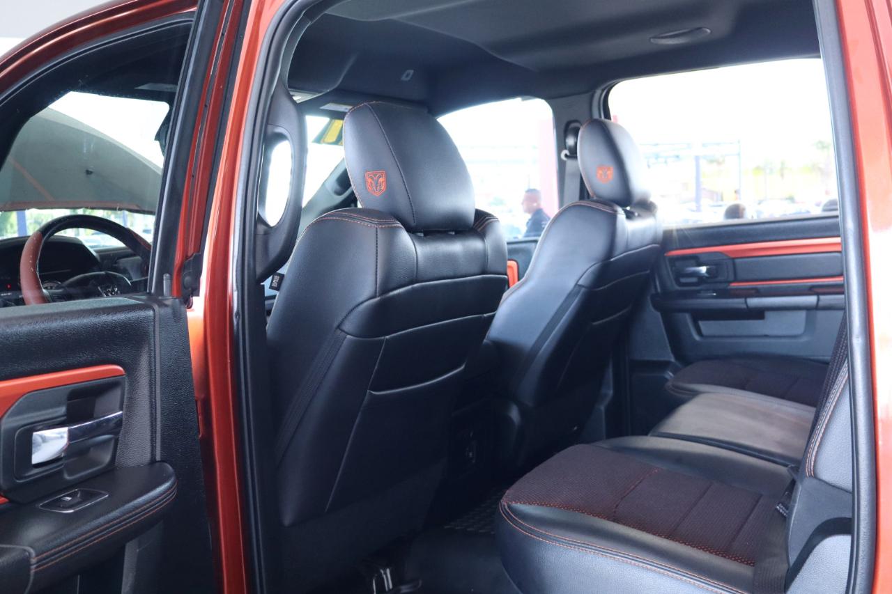 RAM 1500 Sport 4x4 Crew Cab 5'7" Box 2017