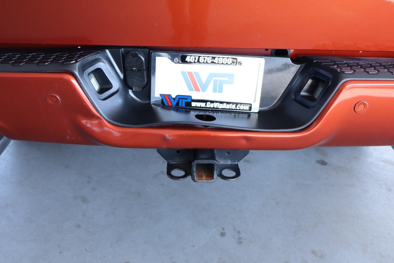 RAM 1500 Sport 4x4 Crew Cab 5'7" Box 2017