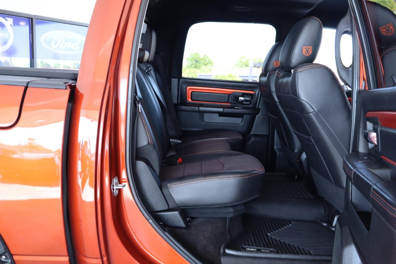 RAM 1500 Sport 4x4 Crew Cab 5'7" Box 2017