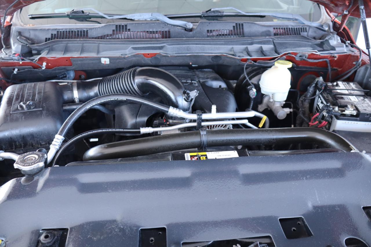 RAM 1500 Sport 4x4 Crew Cab 5'7" Box 2017