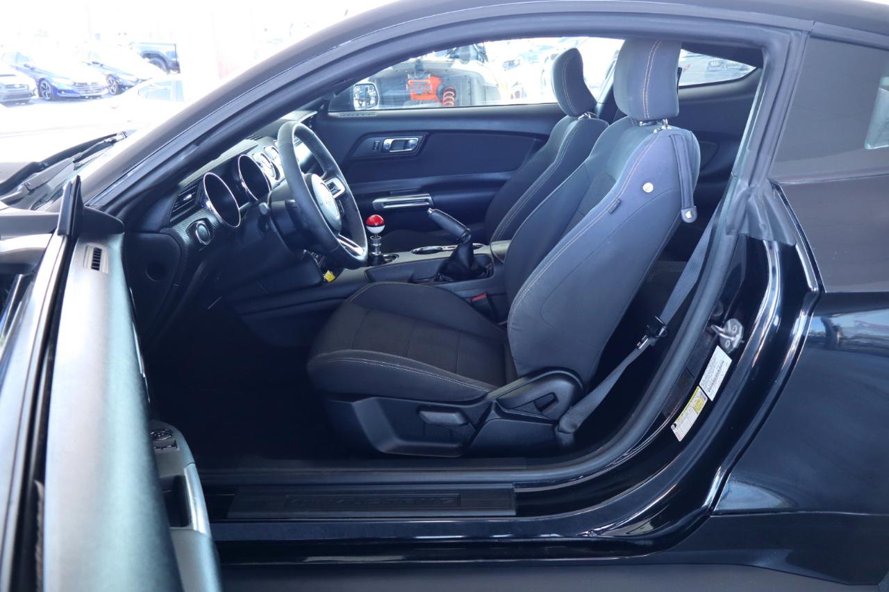 Ford Mustang V6 Fastback 2017