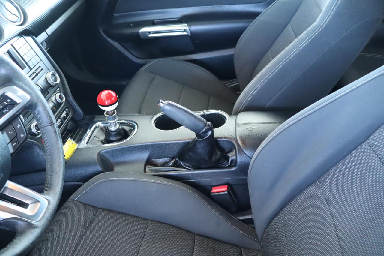 Ford Mustang V6 Fastback 2017