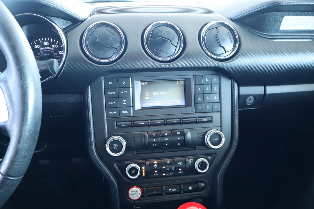 Ford Mustang V6 Fastback 2017