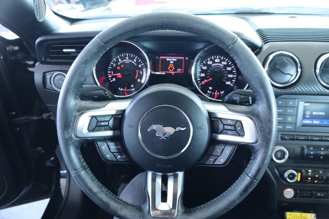 Ford Mustang V6 Fastback 2017