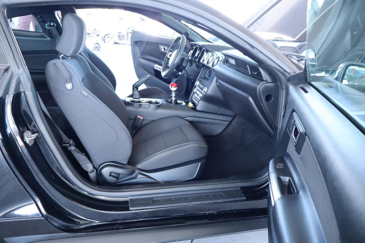 Ford Mustang V6 Fastback 2017