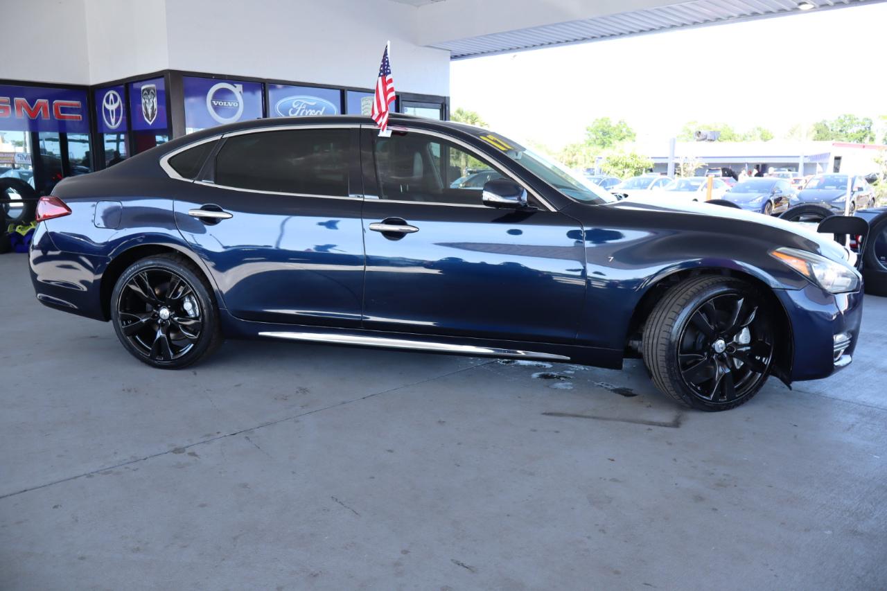 Infiniti Q70L 3.7 AWD 2017