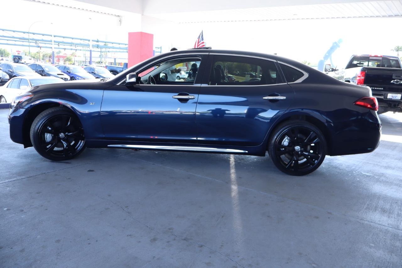 Infiniti Q70L 3.7 AWD 2017