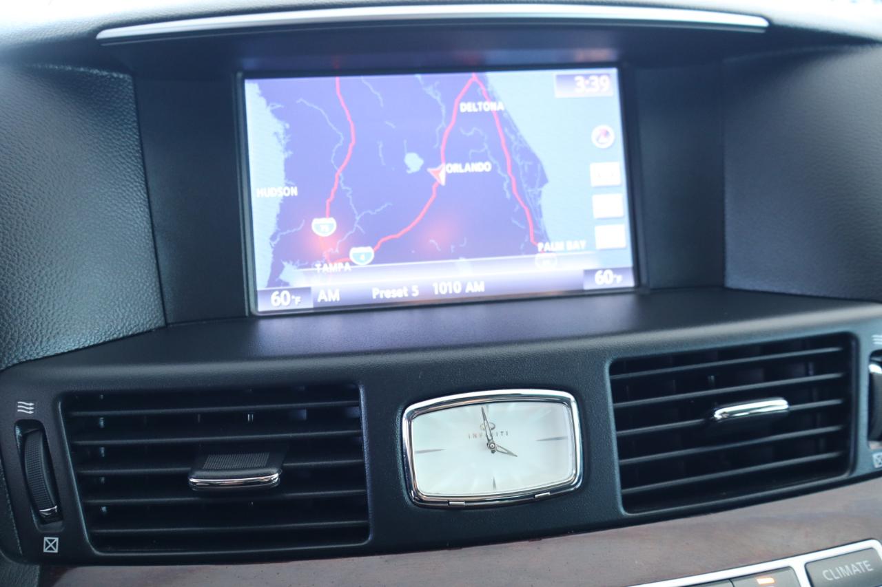 Infiniti Q70L 3.7 AWD 2017