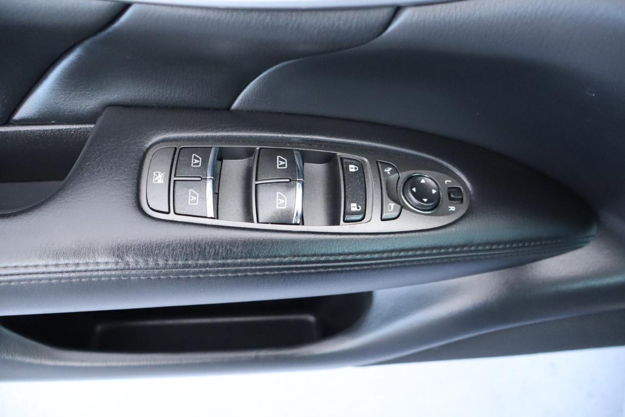 Infiniti Q70L 3.7 AWD 2017