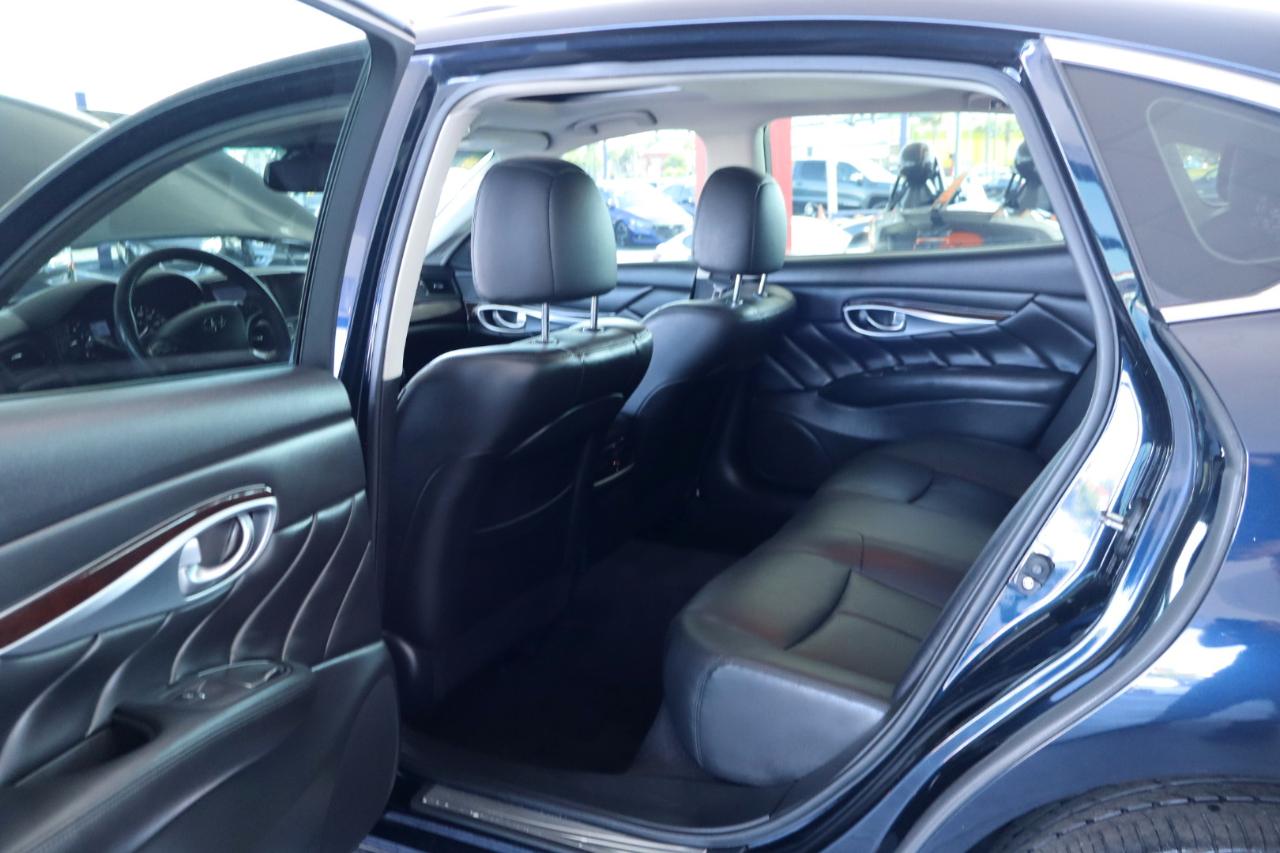 Infiniti Q70L 3.7 AWD 2017