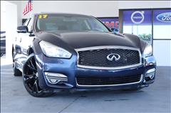2017 Infiniti Q70L 