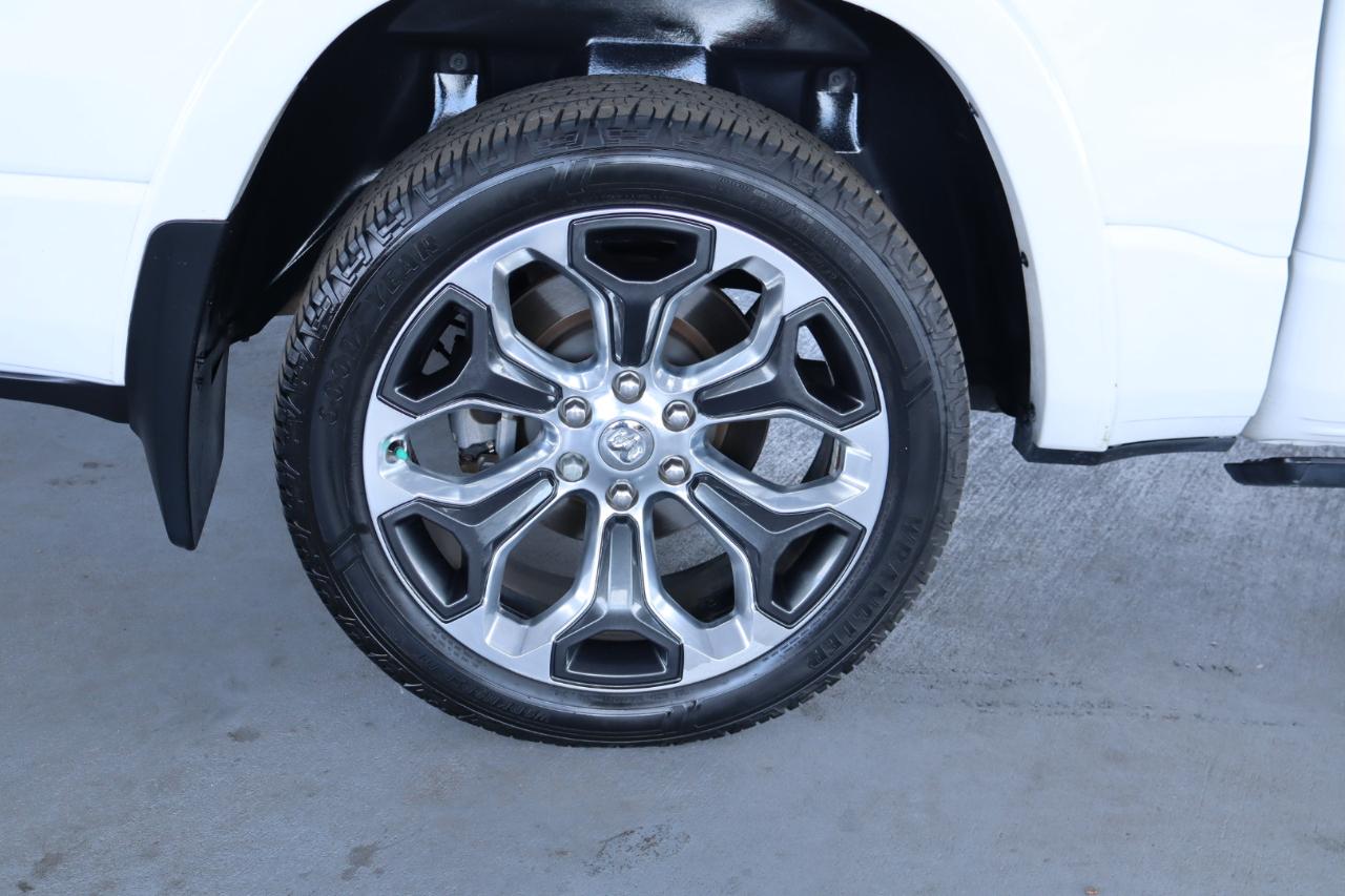 RAM 1500 Longhorn 4x2 Crew Cab 5'7" Box 2020