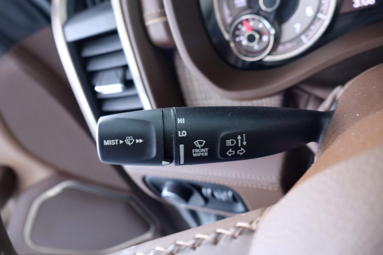 RAM 1500 Longhorn 4x2 Crew Cab 5'7" Box 2020