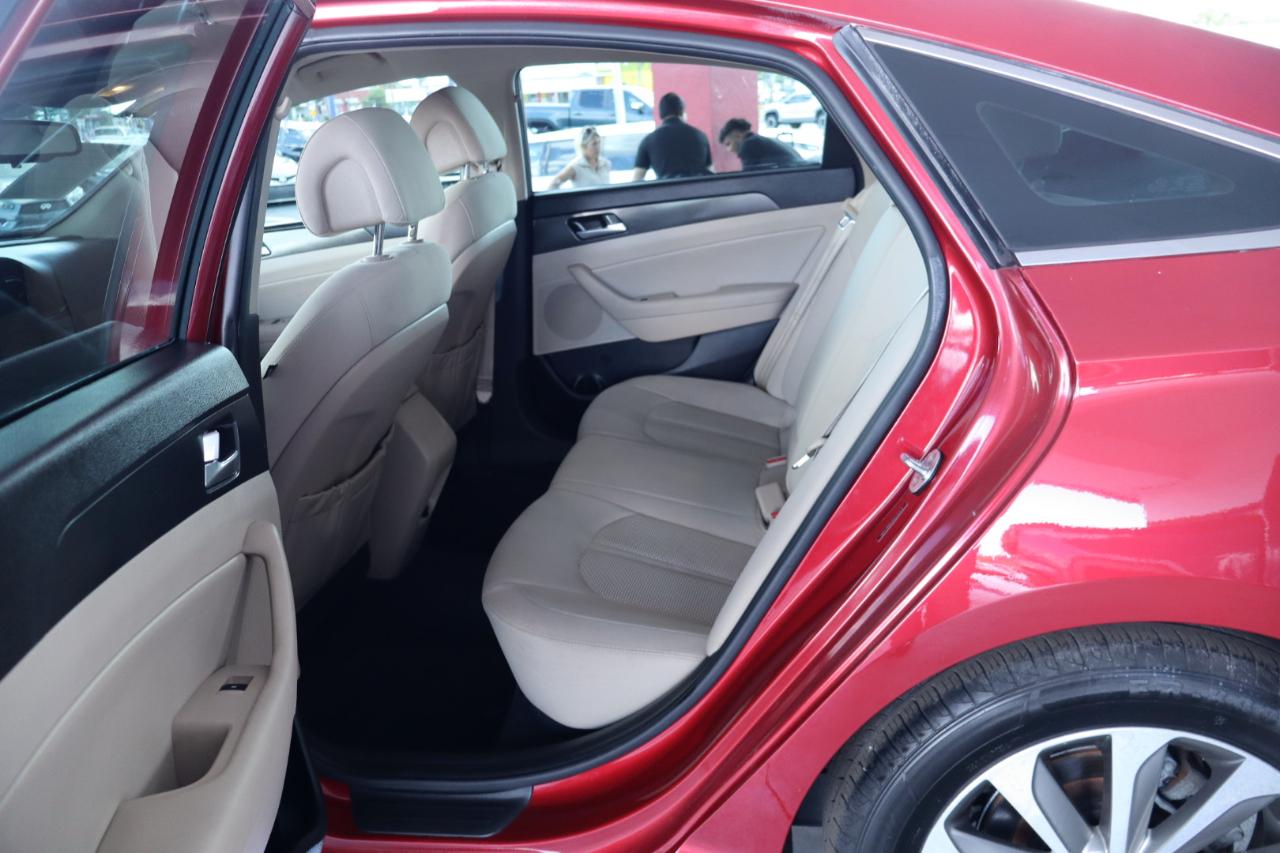 Hyundai Sonata Sport 2.4L 2017