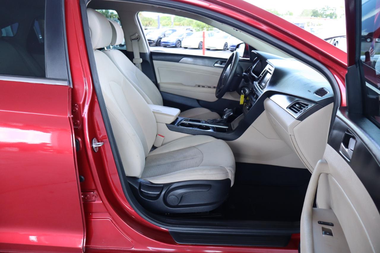 Hyundai Sonata Sport 2.4L 2017