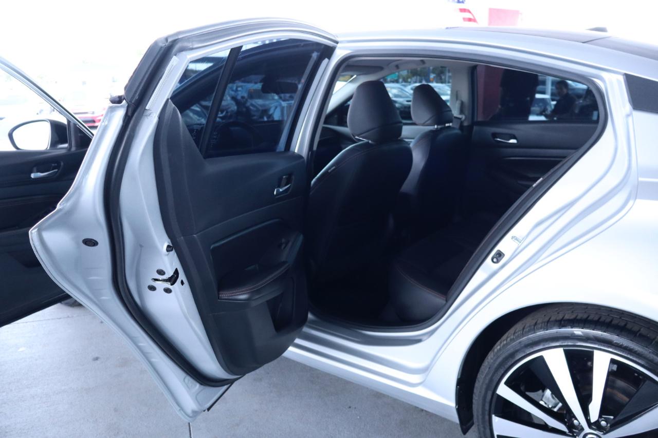 Nissan Altima 2.5 SR Sedan 2021