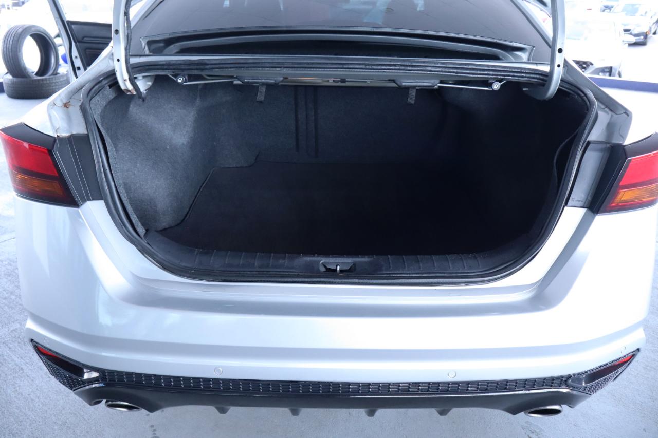 Nissan Altima 2.5 SR Sedan 2021