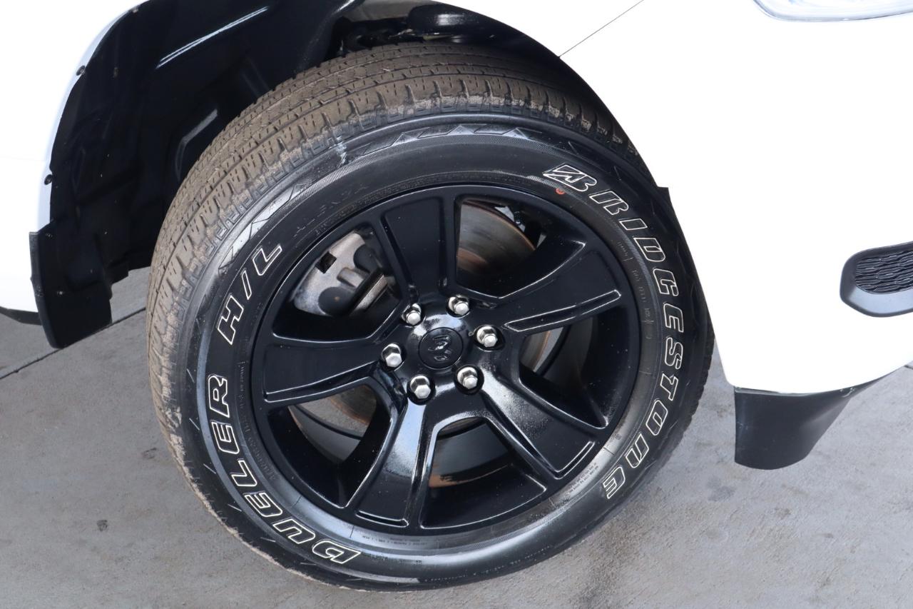 RAM 1500 Tradesman 4x4 Quad Cab 6'4" Box 2021