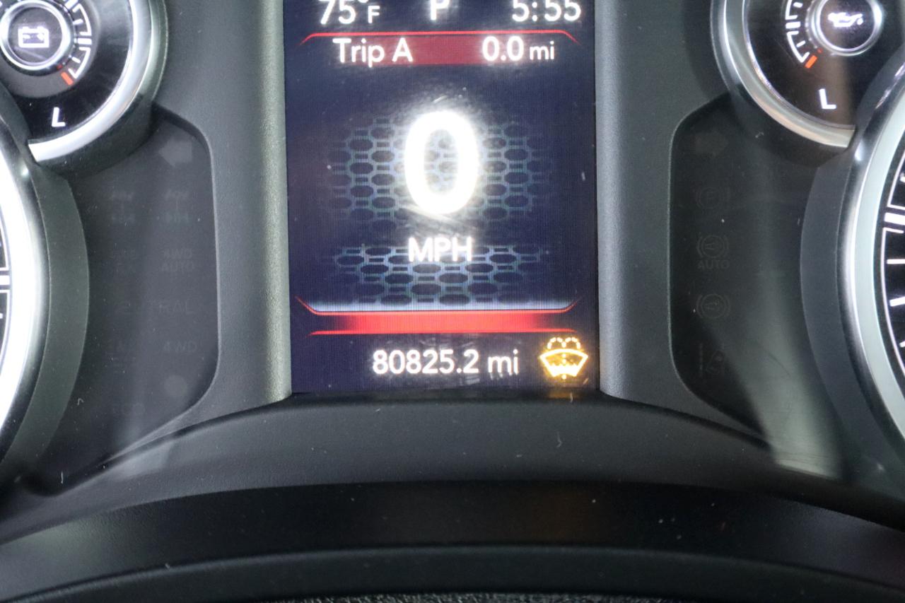 RAM 1500 Tradesman 4x4 Quad Cab 6'4" Box 2021