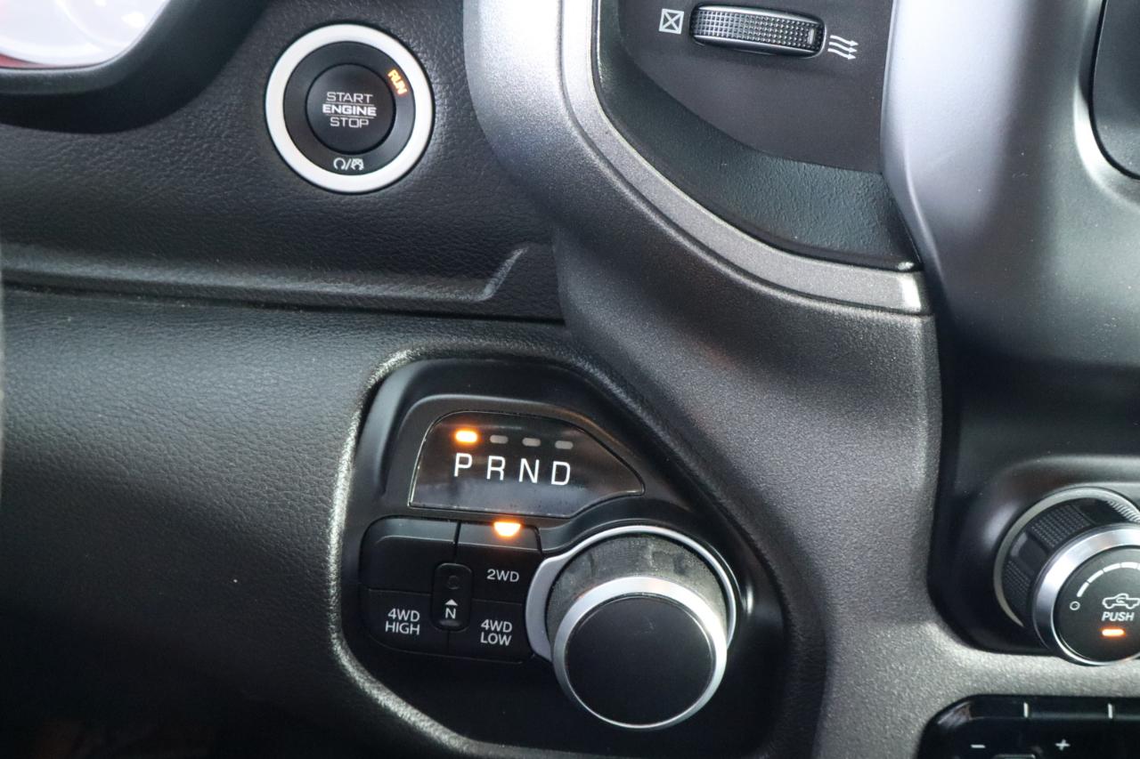 RAM 1500 Tradesman 4x4 Quad Cab 6'4" Box 2021