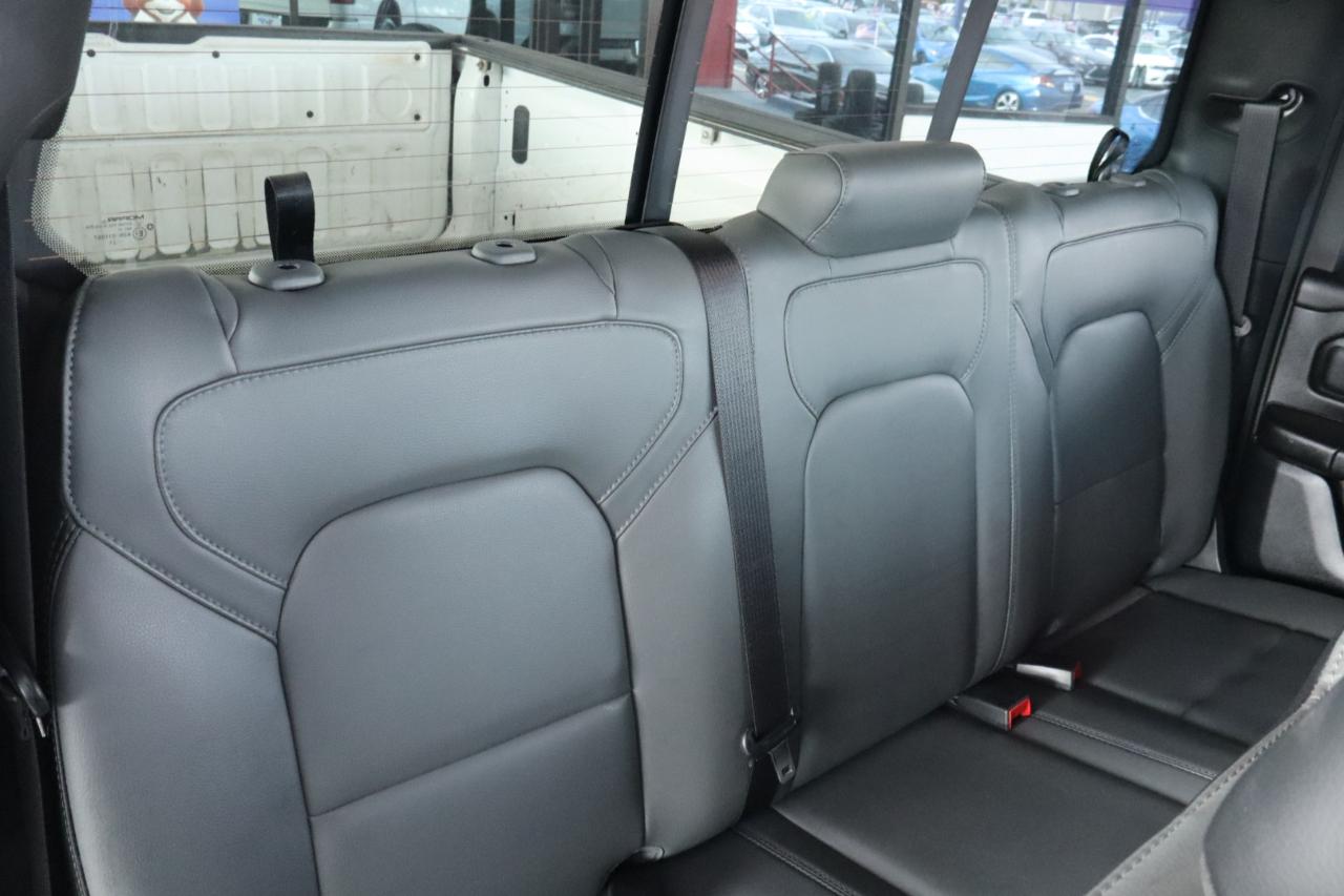 RAM 1500 Tradesman 4x4 Quad Cab 6'4" Box 2021