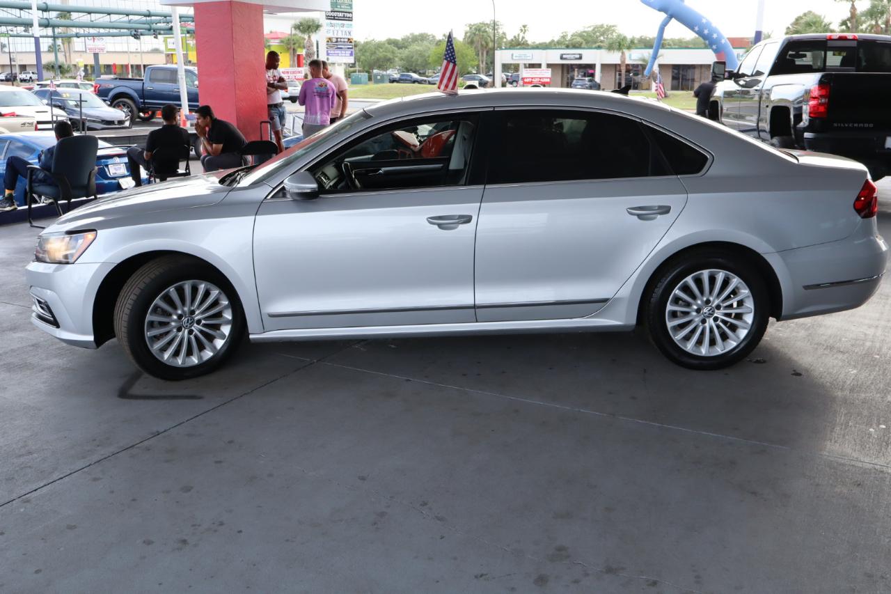 Volkswagen Passat 1.8T SE Auto 2017
