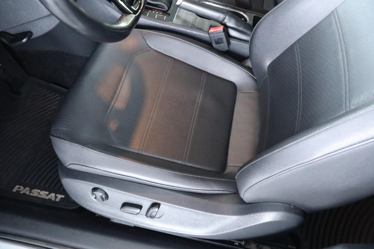 Volkswagen Passat 1.8T SE Auto 2017