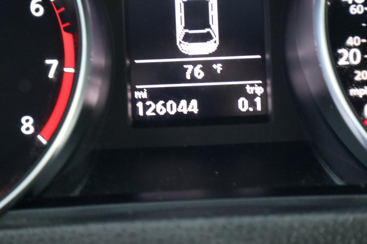 Volkswagen Passat 1.8T SE Auto 2017