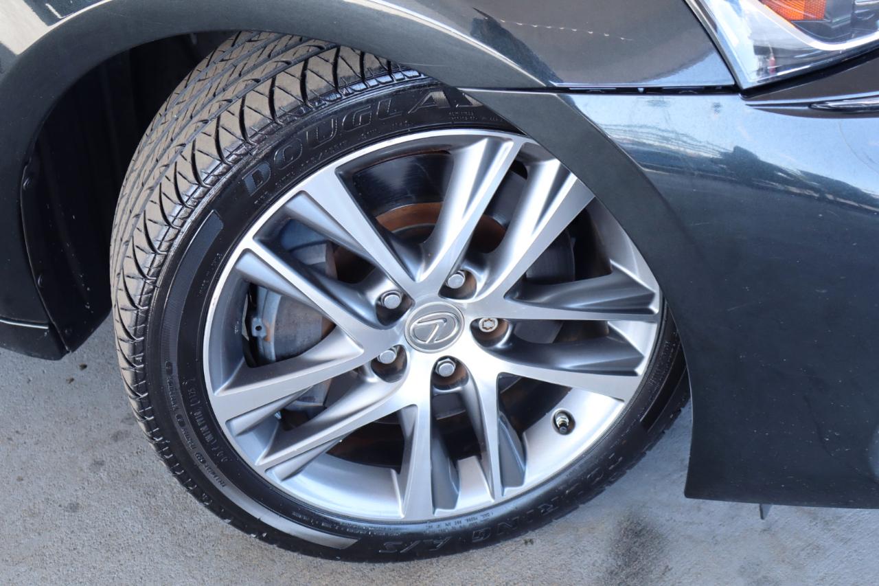 Lexus IS IS 300 RWD 2020