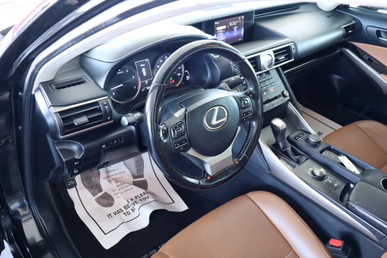 Lexus IS IS 300 RWD 2020