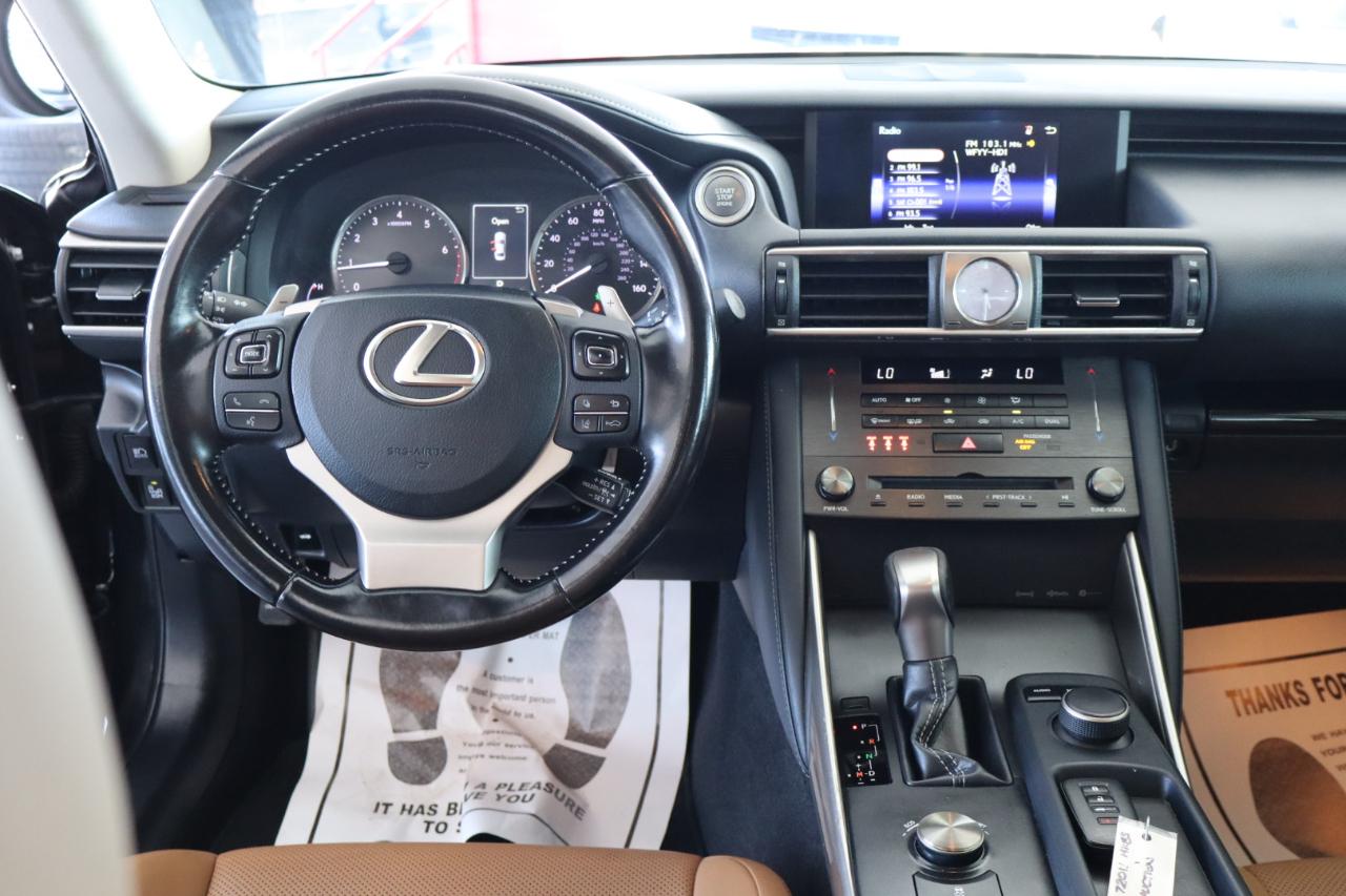 Lexus IS IS 300 RWD 2020