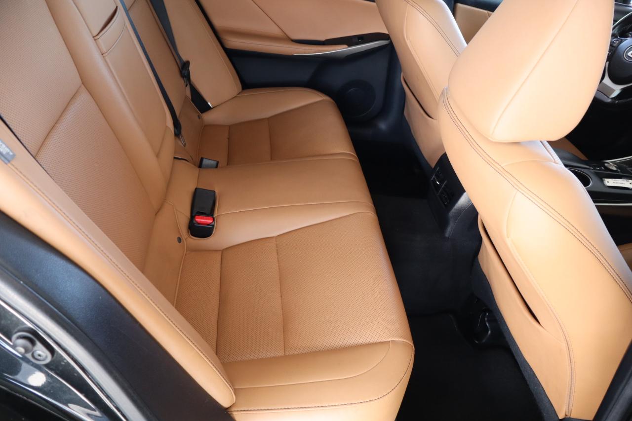 Lexus IS IS 300 RWD 2020