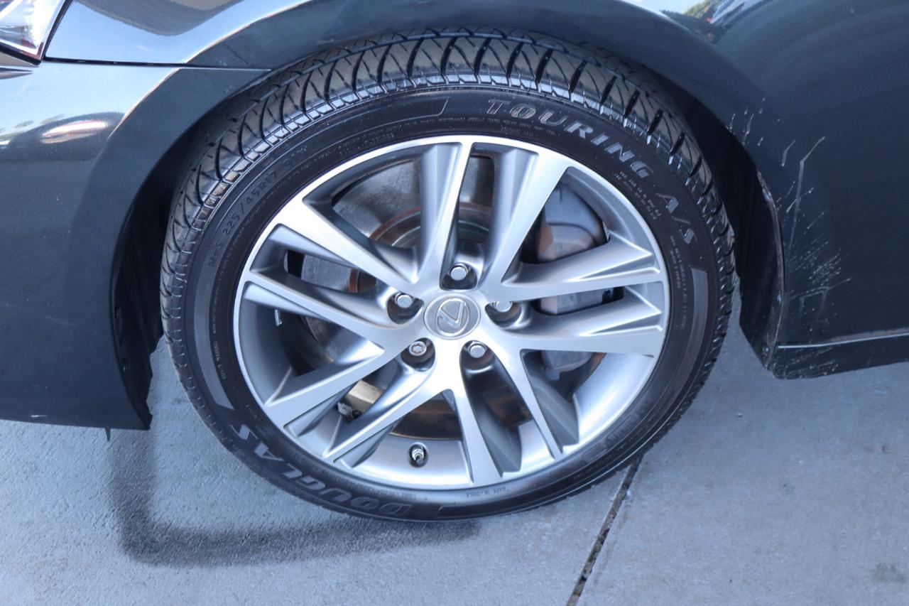 Lexus IS IS 300 RWD 2020