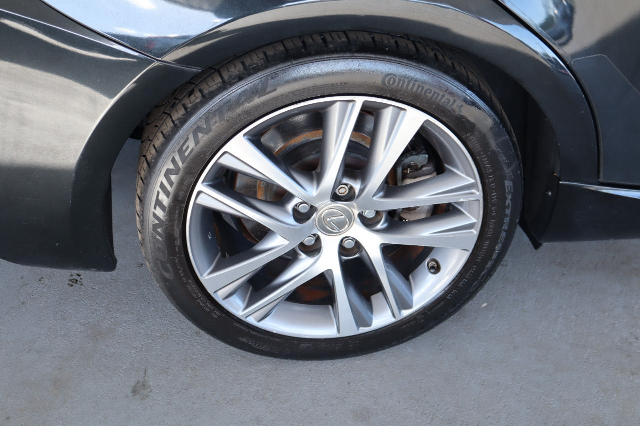 Lexus IS IS 300 RWD 2020