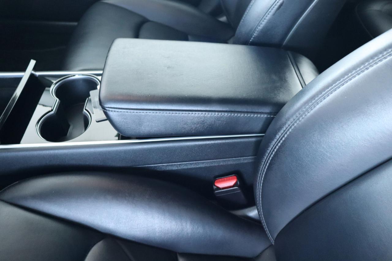 Tesla Model 3 Mid Range Battery RWD 2018