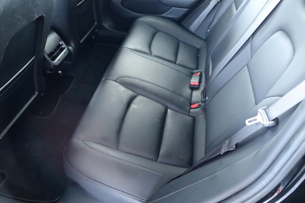 Tesla Model 3 Mid Range Battery RWD 2018