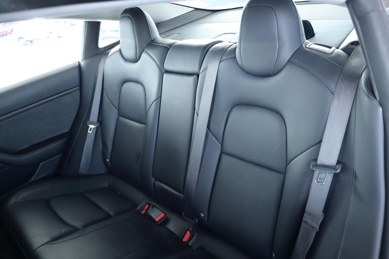 Tesla Model 3 Mid Range Battery RWD 2018